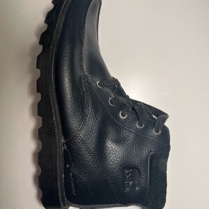 Sorel Black Leather Men's Madson Boots, size 5